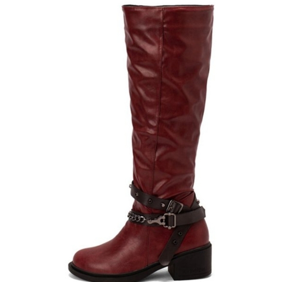 Brand new* only tried on once. Red knee high buckle boots - Picture 2 of 3